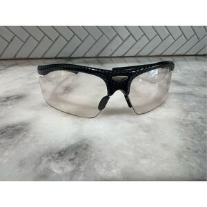AO SAFETY PHOTOCHROMIC SAFETY GLASSES W/ ADJUSTABLE LENS